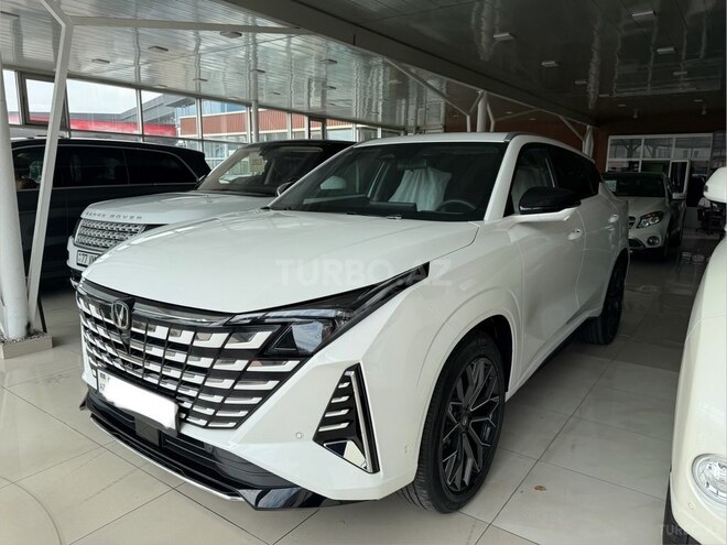 Changan  2025, 18,000 km - 1.5 л - Bakı