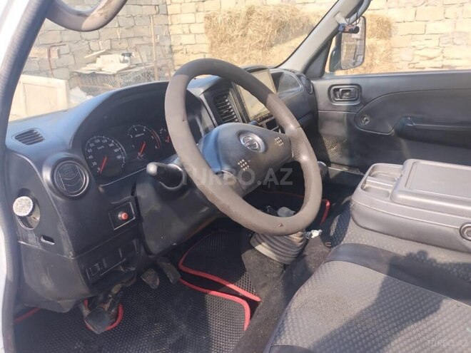 Nissan Urvan 2008, 205,850 km - 3.0 l - Bakı