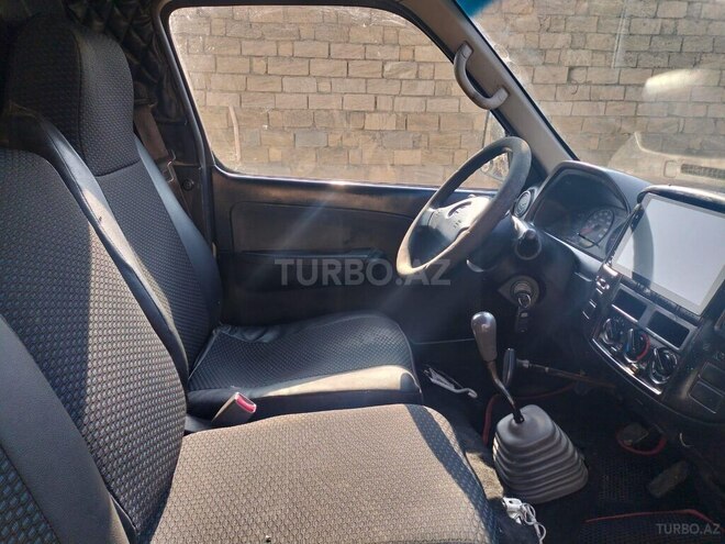 Nissan Urvan 2008, 205,850 km - 3.0 l - Bakı