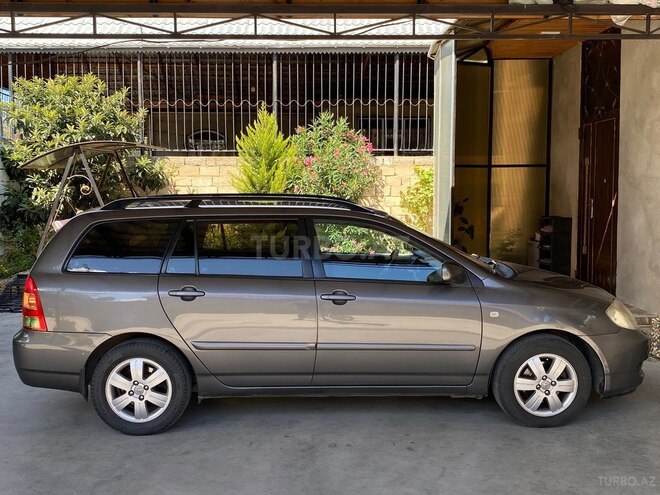 Toyota Corolla 2005, 294,000 km - 1.4 l - Xaçmaz
