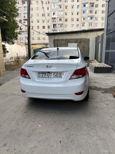 Hyundai Accent 2016, 102,350 km - 1.6 л - Sumqayıt