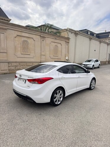 Hyundai Elantra 2013, 202,845 km - 1.8 l - Bakı