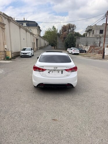Hyundai Elantra 2013, 202,845 km - 1.8 l - Bakı