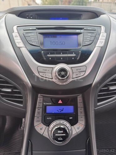Hyundai Elantra 2013, 202,845 km - 1.8 l - Bakı