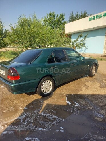 Mercedes C 220 1998, 356,985 km - 2.2 л - Beyləqan