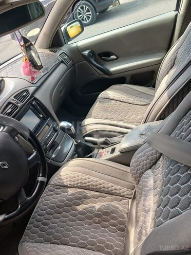 Renault Laguna 2002, 355,000 km - 1.8 l - Zərdab