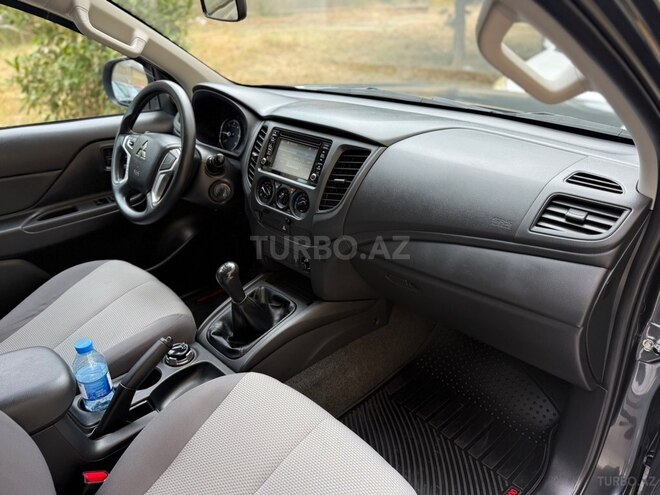 Mitsubishi L200 2021, 89,850 km - 2.4 l - Bakı