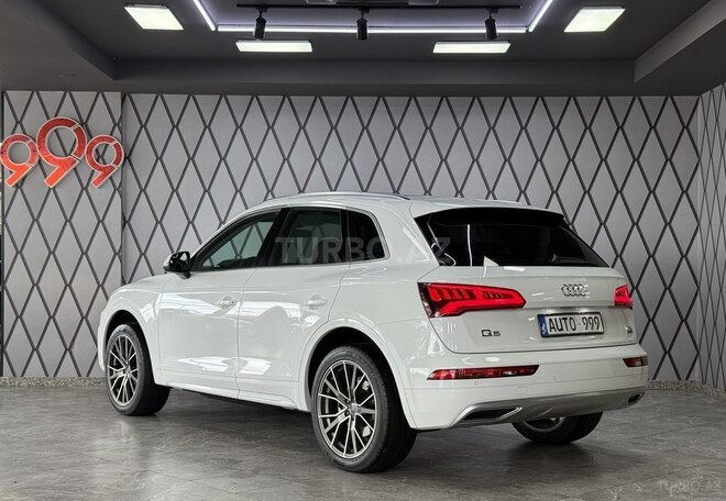 Audi Q5 2017, 134,000 km - 2.0 л - Bakı