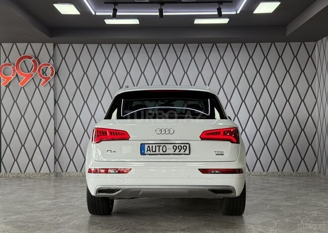 Audi Q5 2017, 134,000 km - 2.0 л - Bakı