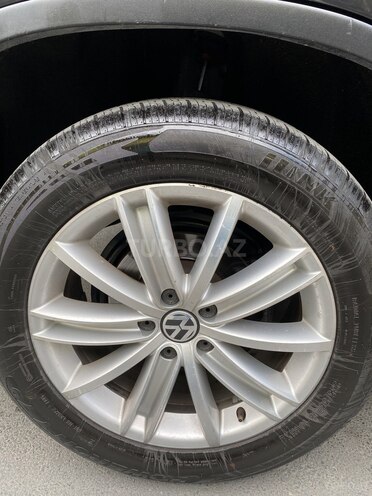 Volkswagen Tiguan 2012, 259,222 km - 2.0 l - Bakı