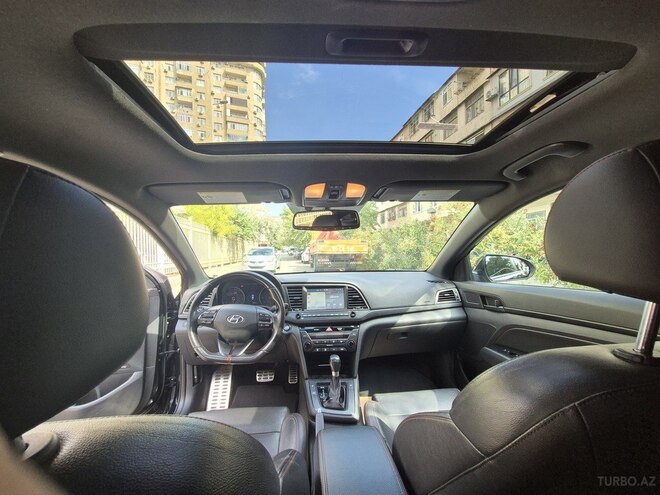 Hyundai Elantra 2017, 92,000 km - 1.6 l - Bakı
