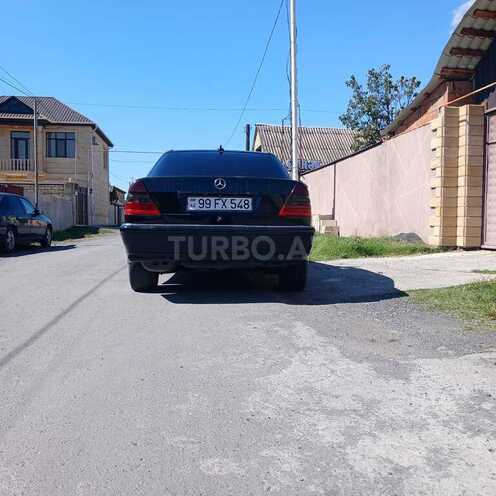 Mercedes C 220 2000, 270,000 km - 2.2 l - Zaqatala