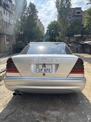 Mercedes C 240 2000, 310,000 km - 2.4 l - Bakı
