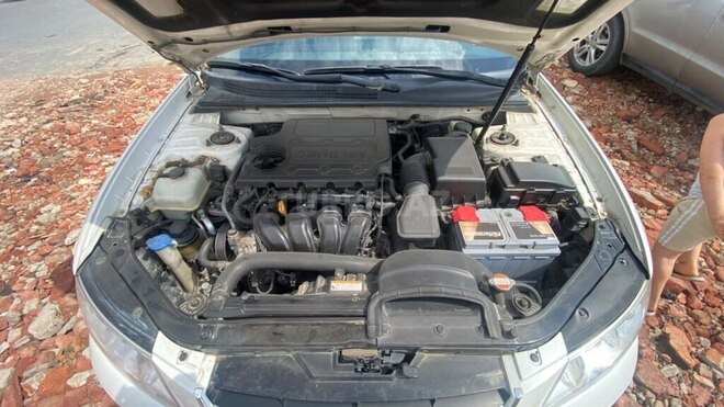 Hyundai Sonata 2009, 225,000 km - 2.0 л - Bakı