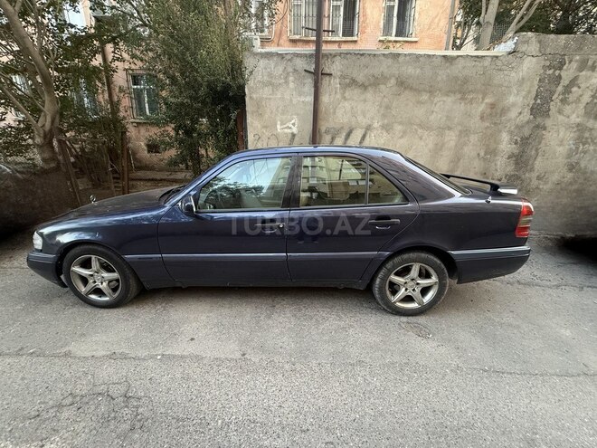 Mercedes C 200 1997, 404,000 km - 2.0 л - Bakı
