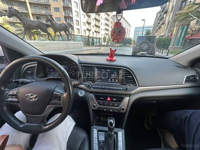 Hyundai Avante 2016, 137,000 km - 1.6 l - Bakı