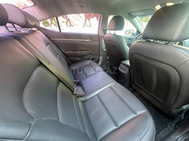 Hyundai Avante 2016, 137,000 km - 1.6 l - Bakı