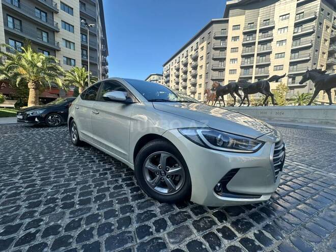 Hyundai Avante 2016, 137,000 km - 1.6 l - Bakı