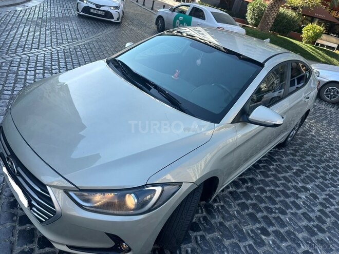 Hyundai Avante 2016, 137,000 km - 1.6 l - Bakı