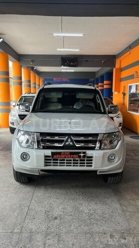 Mitsubishi Pajero 2008, 283,193 km - 3.0 л - Sumqayıt