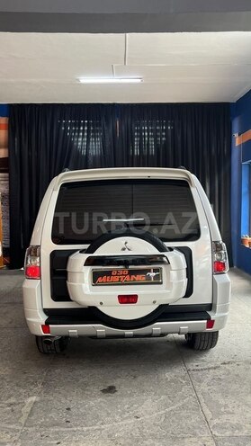 Mitsubishi Pajero 2008, 283,193 km - 3.0 л - Sumqayıt