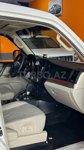 Mitsubishi Pajero 2008, 283,193 km - 3.0 л - Sumqayıt