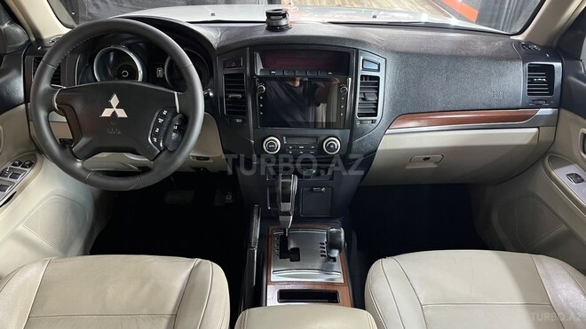 Mitsubishi Pajero 2008, 283,193 km - 3.0 л - Sumqayıt