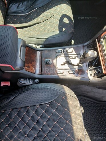 Mercedes E 230 1996, 400,383 km - 2.3 l - Zaqatala