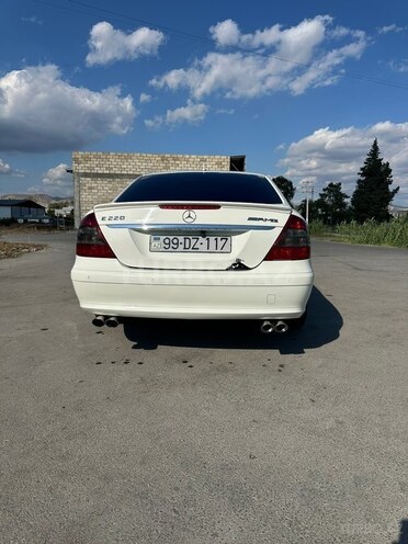 Mercedes E 220 2007, 380,000 km - 2.2 l - Göyçay