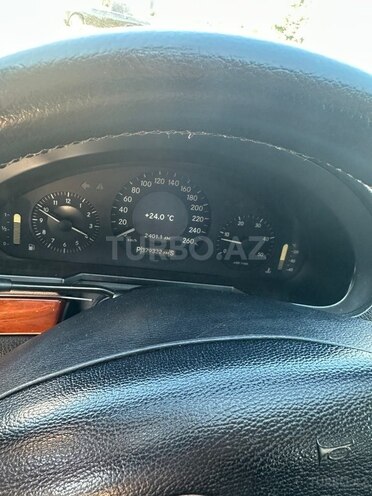 Mercedes E 220 2007, 380,000 km - 2.2 l - Göyçay