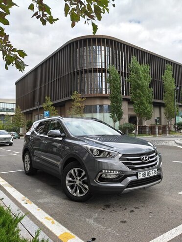 Hyundai Santa Fe 2017, 133,000 km - 2.0 л - Bakı