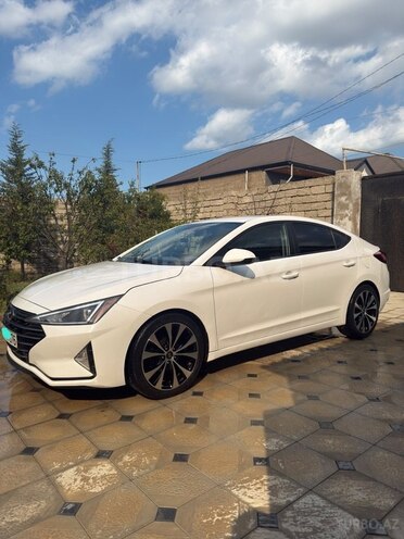 Hyundai Elantra 2018, 252,667 km - 2.0 l - Bakı