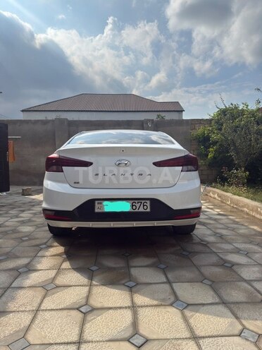 Hyundai Elantra 2018, 252,667 km - 2.0 l - Bakı