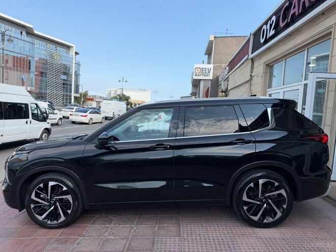 Mitsubishi Outlander 2022, 125,000 km - 2.5 l - Bakı