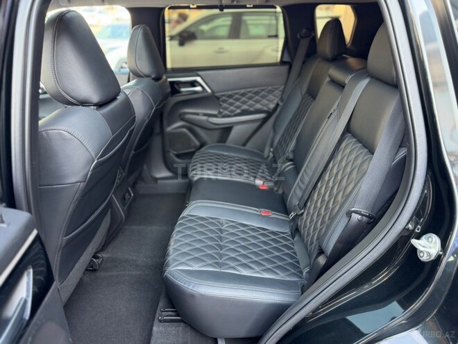 Mitsubishi Outlander 2022, 125,000 km - 2.5 l - Bakı