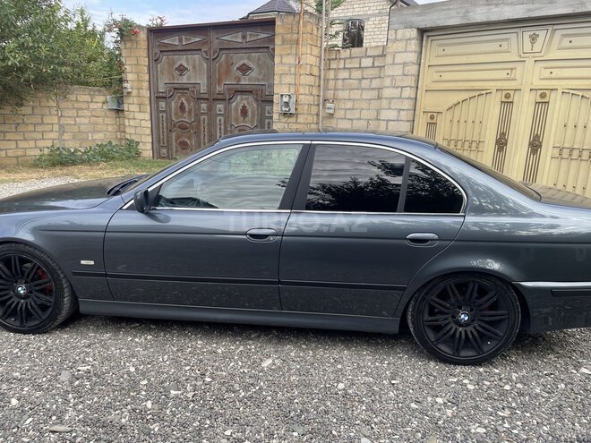 BMW 528 2001, 367,000 km - 2.8 l - Ağcabədi