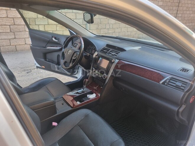 Toyota Camry 2014, 220,000 km - 2.5 l - Yevlax