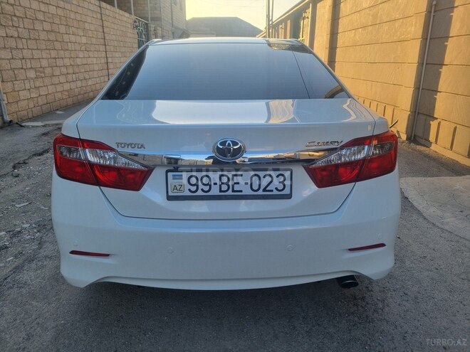 Toyota Camry 2014, 220,000 km - 2.5 l - Yevlax