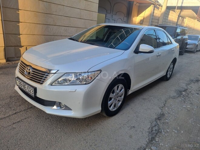 Toyota Camry 2014, 220,000 km - 2.5 l - Yevlax