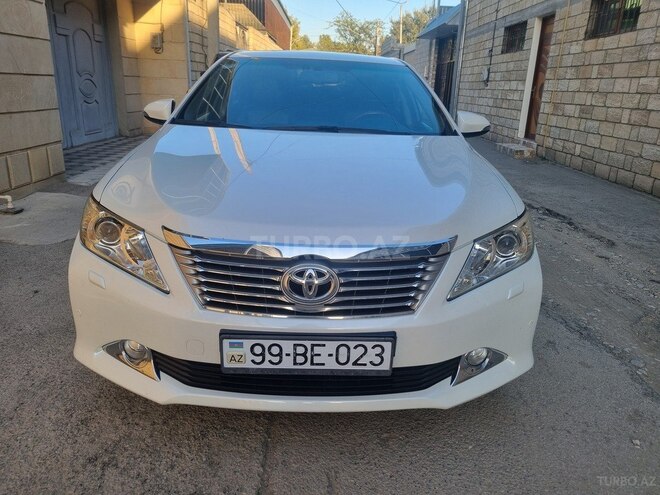Toyota Camry 2014, 220,000 km - 2.5 l - Yevlax