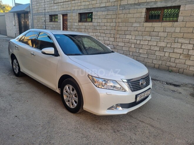 Toyota Camry 2014, 220,000 km - 2.5 l - Yevlax