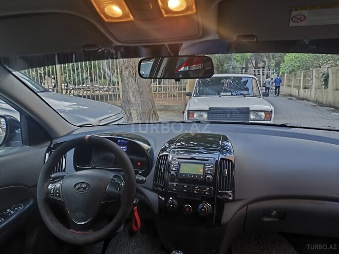 Hyundai i30 2010, 303,215 km - 1.6 l - Bakı
