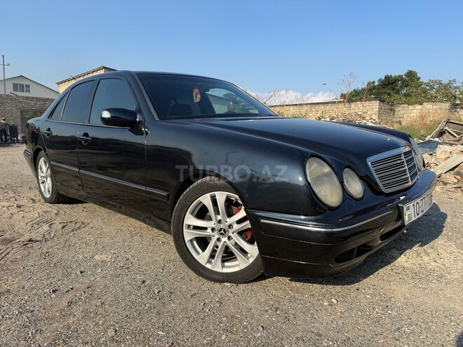 Mercedes E 220 1996, 135,000 km - 2.2 l - Bakı