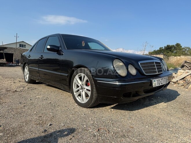 Mercedes E 220 1996, 135,000 km - 2.2 l - Bakı