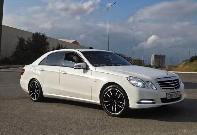 Mercedes E 200 2011, 250,000 km - 2.1 l - Bakı