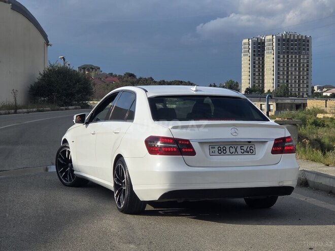 Mercedes E 200 2011, 250,000 km - 2.1 l - Bakı