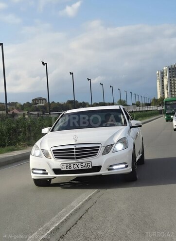 Mercedes E 200 2011, 250,000 km - 2.1 l - Bakı