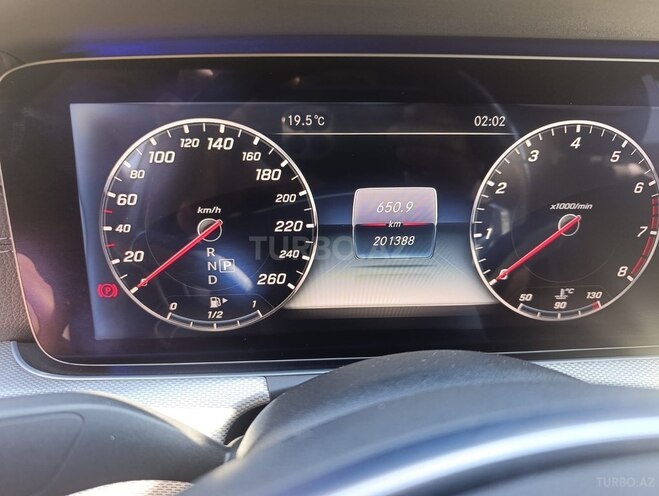 Mercedes E 300 2017, 201,000 km - 2.0 l - Şəki