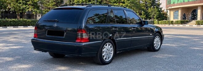 Mercedes C 200 2000, 400,000 km - 2.0 л - Bakı
