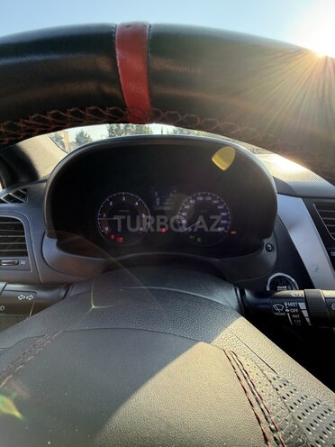 Hyundai Accent 2013, 274,000 km - 1.6 л - Bakı